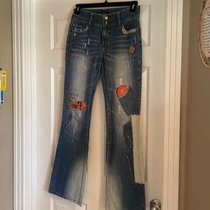 London Jeans distressed patchwork jeans… sharp! Sz 4 34” inseam